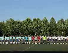 足球场上进球的叫什么